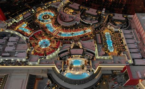 resorts world casino review